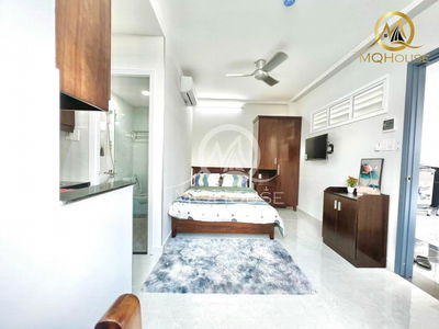 Bach Dang Street, Vietnam Bach Dang Street, Vietnam