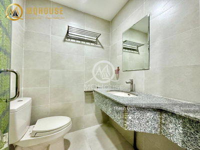 Le Van Sy Street, Vietnam Le Van Sy Street, Vietnam