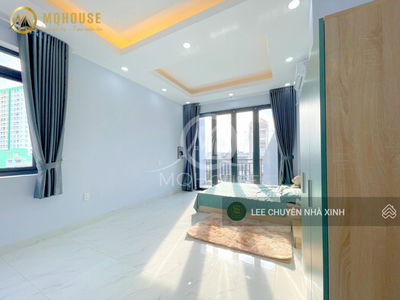 Au Co Street, Vietnam Au Co Street, Vietnam