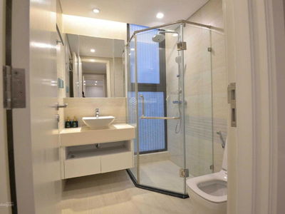 Discovery Central, Vietnam Discovery Central, Vietnam