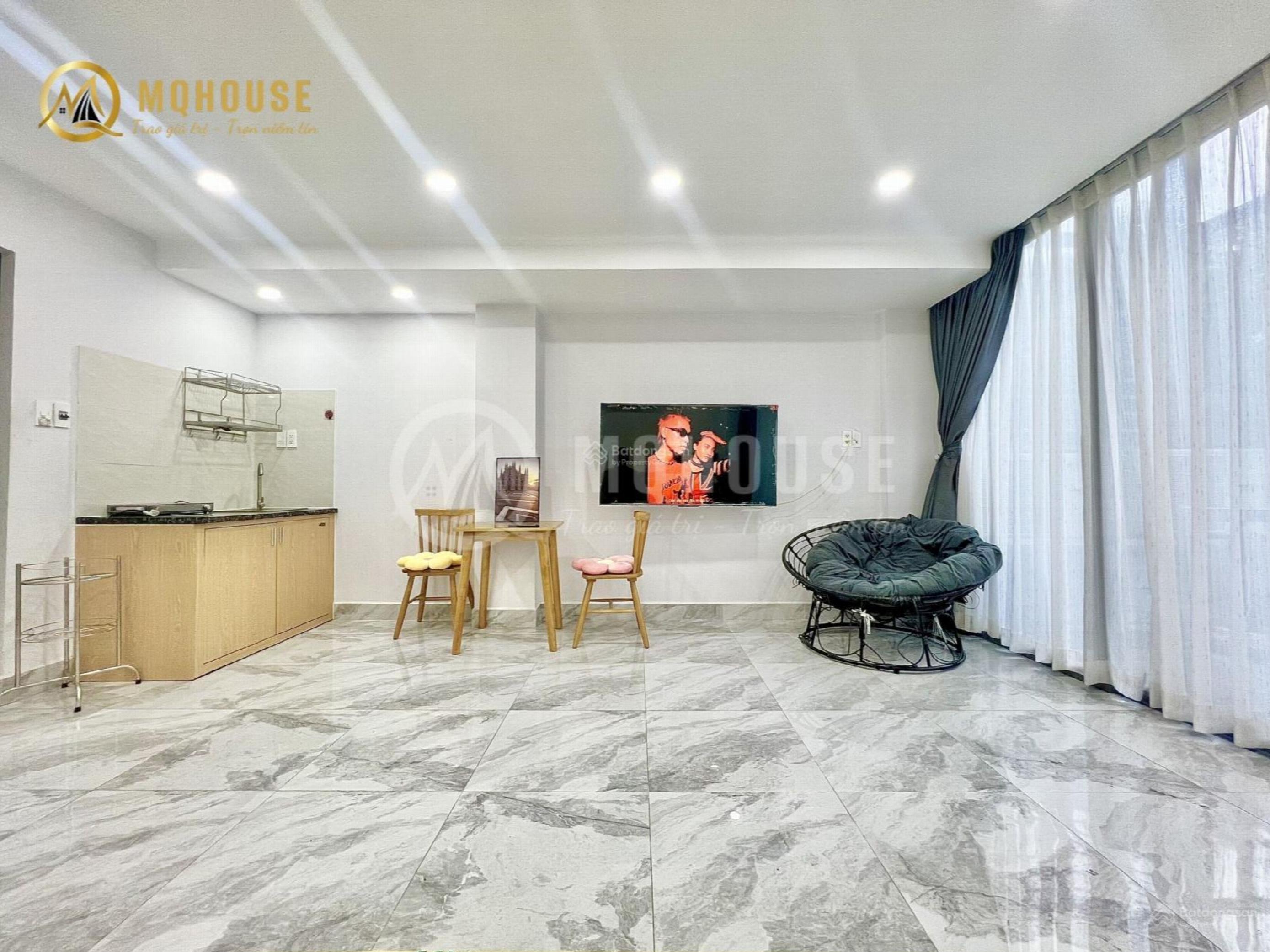 Chu Van An Street, Vietnam Chu Van An Street, Vietnam