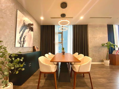 The Nine, Vietnam  The Nine, Vietnam