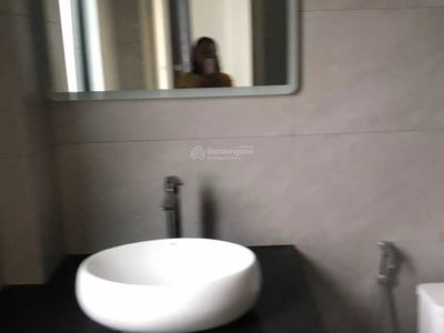 Ngoc Thuy Ward, Vietnam Ngoc Thuy Ward, Vietnam