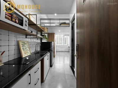 Nun Huynh Lien Street, Vietnam Nun Huynh Lien Street, Vietnam