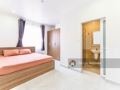 Hong Ha Street, Vietnam Hong Ha Street, Vietnam