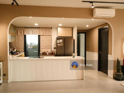 D'. Le Pont D'or - Hoang Cau, Vietnam D'. Le Pont D'or - Hoang Cau, Vietnam