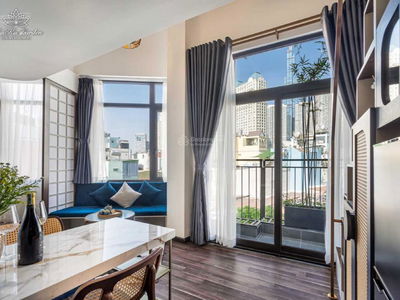 Nguyen Cuu Van Street, Vietnam Nguyen Cuu Van Street, Vietnam