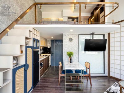 Nguyen Cuu Van Street, Vietnam Nguyen Cuu Van Street, Vietnam