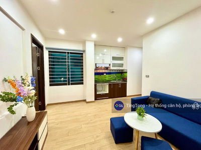 Lac Long Quan Street, Vietnam  Lac Long Quan Street, Vietnam