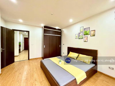 Lac Long Quan Street, Vietnam Lac Long Quan Street, Vietnam