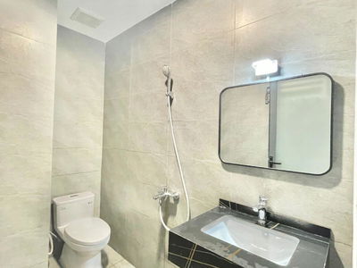 Bach Dang Street, Vietnam Bach Dang Street, Vietnam