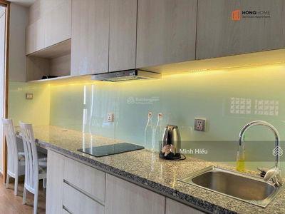 Nguyen Cuu Van Street, Vietnam Nguyen Cuu Van Street, Vietnam