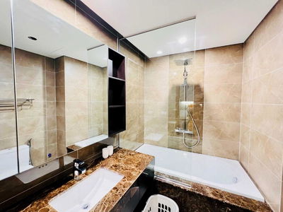 Hong Tien Street, Vietnam Hong Tien Street, Vietnam