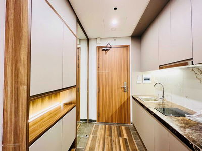 Hong Tien Street, Vietnam Hong Tien Street, Vietnam