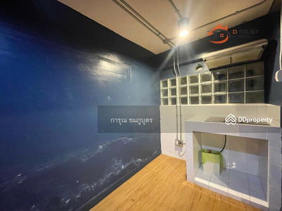 10500, Bangkok, Thailand 10500, Bangkok, Thailand