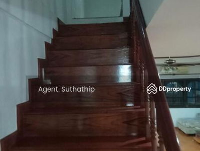 Rangsiya Village, Bangkok, Thailand Rangsiya Village, Bangkok, Thailand