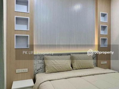 Gehäuse In Ban Ratsada, Thailand Gehäuse In Ban Ratsada, Thailand