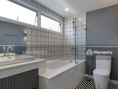 4 bedroom townhouse on Sukhumvit 71, Bangkok, Thailand 4 bedroom townhouse on Sukhumvit 71, Bangkok, Thailand