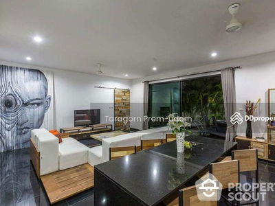 Si Phraya, Bangkok, Thailand Si Phraya, Bangkok, Thailand