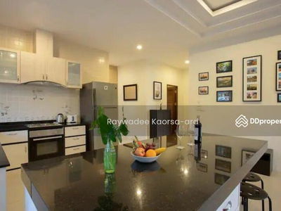Large 4-Br Villa in Rawai, Phuket., Thailand Large 4-Br Villa in Rawai, Phuket., Thailand
