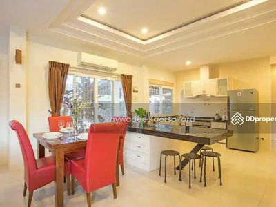 Large 4-Br Villa in Rawai, Phuket., Thailand Large 4-Br Villa in Rawai, Phuket., Thailand
