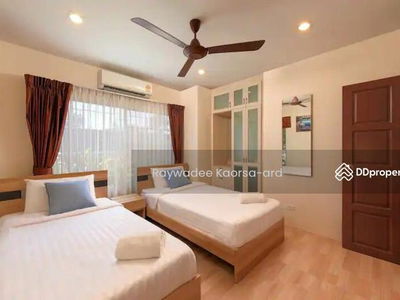 Large 4-Br Villa in Rawai, Phuket., Thailand Large 4-Br Villa in Rawai, Phuket., Thailand