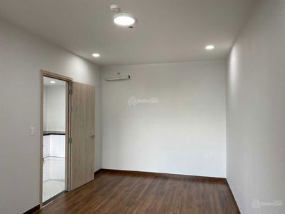 Charm City, Vietnam Charm City, Vietnam