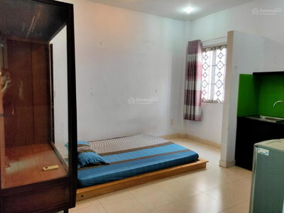 Lo Gom Street, Vietnam Lo Gom Street, Vietnam