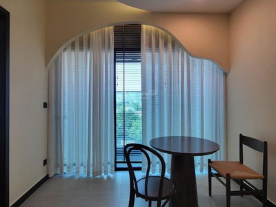 De La Sol, Vietnam De La Sol, Vietnam