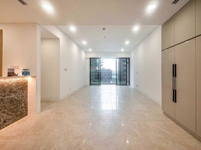 The River Thủ Thiêm, Vietnam The River Thủ Thiêm, Vietnam