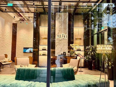 De La Sol, Vietnam De La Sol, Vietnam