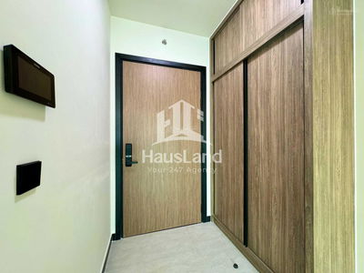 De La Sol, Vietnam De La Sol, Vietnam