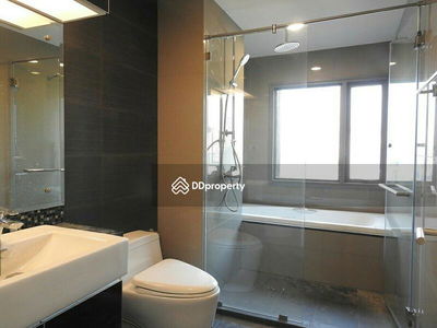 The Crest Sukhumvit 34, Bangkok, Thailand The Crest Sukhumvit 34, Bangkok, Thailand