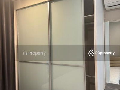 The Metropolis Samrong Interchange, Samut Prakan, Thailand The Metropolis Samrong Interchange, Samut Prakan, Thailand