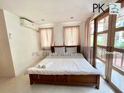 Gehäuse In Kathu, Thailand Gehäuse In Kathu, Thailand