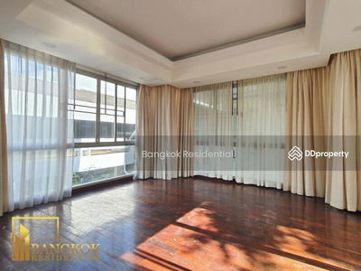 House in Compound, Bangkok, Thailand House in Compound, Bangkok, Thailand