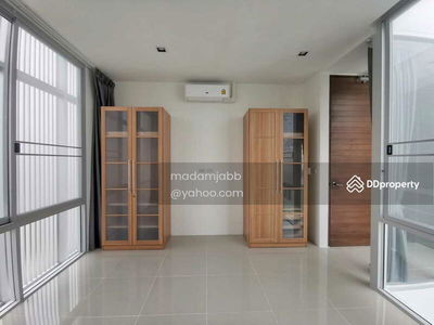 Near Central Rama 3 Nakhon Thai Village, Sathu Pradit Townhome 31 sq m., Bangkok, Thailand Near Central Rama 3 Nakhon Thai Village, Sathu Pradit Townhome 31 sq m., Bangkok, Thailand