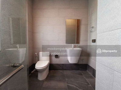 Near Central Rama 3 Nakhon Thai Village, Sathu Pradit Townhome 31 sq m., Bangkok, Thailand Near Central Rama 3 Nakhon Thai Village, Sathu Pradit Townhome 31 sq m., Bangkok, Thailand