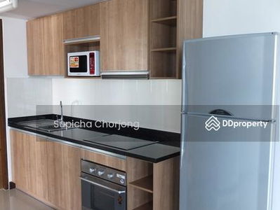 P.W.T. Mansion, Bangkok, Thailand P.W.T. Mansion, Bangkok, Thailand