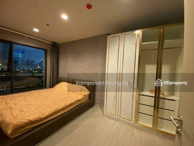 Life Asoke-Rama 9, Bangkok, Thailand Life Asoke-Rama 9, Bangkok, Thailand