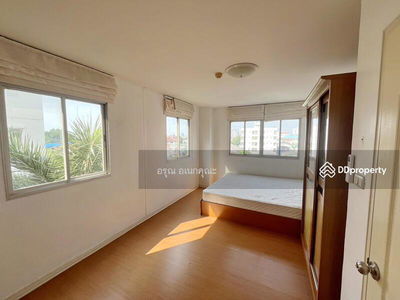 Lumpini Condo Town Rattanathibet, Nonthaburi, Thailand Lumpini Condo Town Rattanathibet, Nonthaburi, Thailand