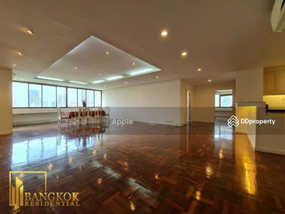 The Habitat Sukhumvit 53, Bangkok, Thailand The Habitat Sukhumvit 53, Bangkok, Thailand