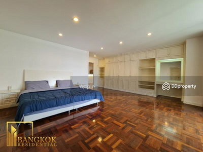 The Habitat Sukhumvit 53, Bangkok, Thailand The Habitat Sukhumvit 53, Bangkok, Thailand