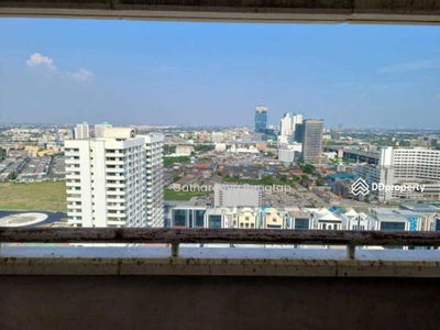 Central City East Tower, Bangkok, Thailand Central City East Tower, Bangkok, Thailand