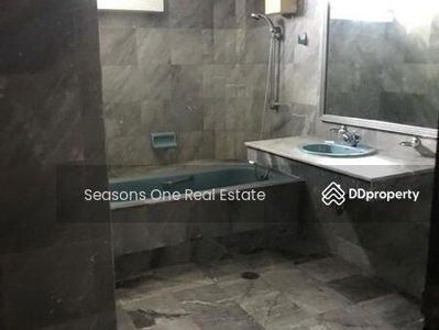 Tower Park, Bangkok, Thailand Tower Park, Bangkok, Thailand