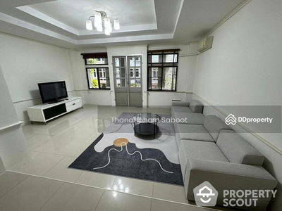 Moo Baan Chicha Castle, Bangkok, Thailand Moo Baan Chicha Castle, Bangkok, Thailand