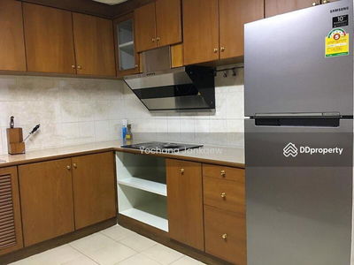 Richmond Palace, Bangkok, Thailand Richmond Palace, Bangkok, Thailand