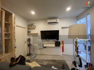 The Tree Charan 30, Bangkok, Thailand The Tree Charan 30, Bangkok, Thailand