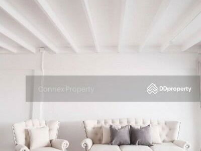 2-story townhouse, Ekkamai Soi 12, Bangkok., Thailand 2-story townhouse, Ekkamai Soi 12, Bangkok., Thailand