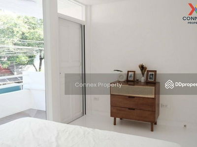 2-story townhouse, Ekkamai Soi 12, Bangkok., Thailand 2-story townhouse, Ekkamai Soi 12, Bangkok., Thailand